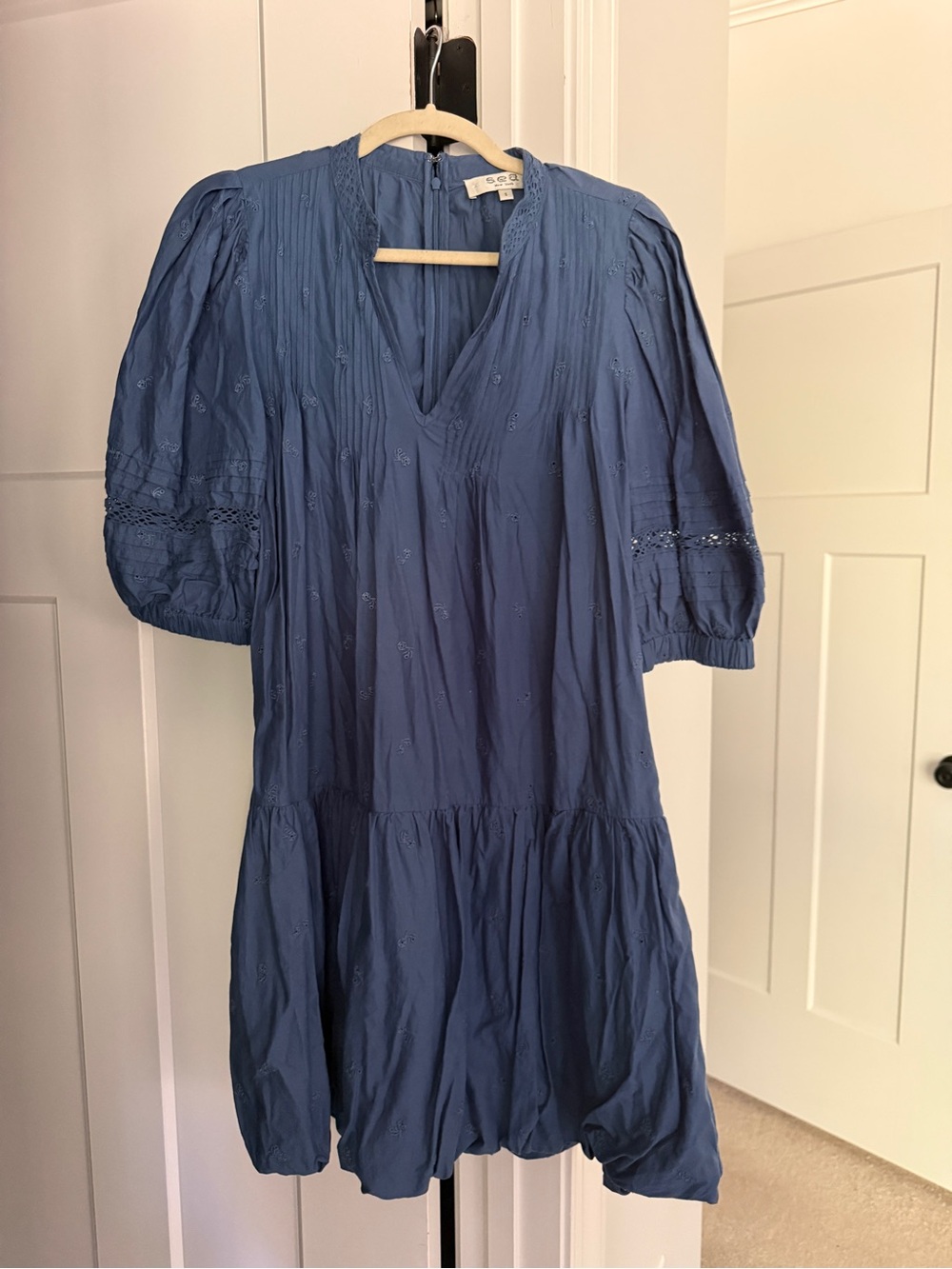 Sea New York Blue Bubble Hem Puff-Sleeve V-Neck Dress